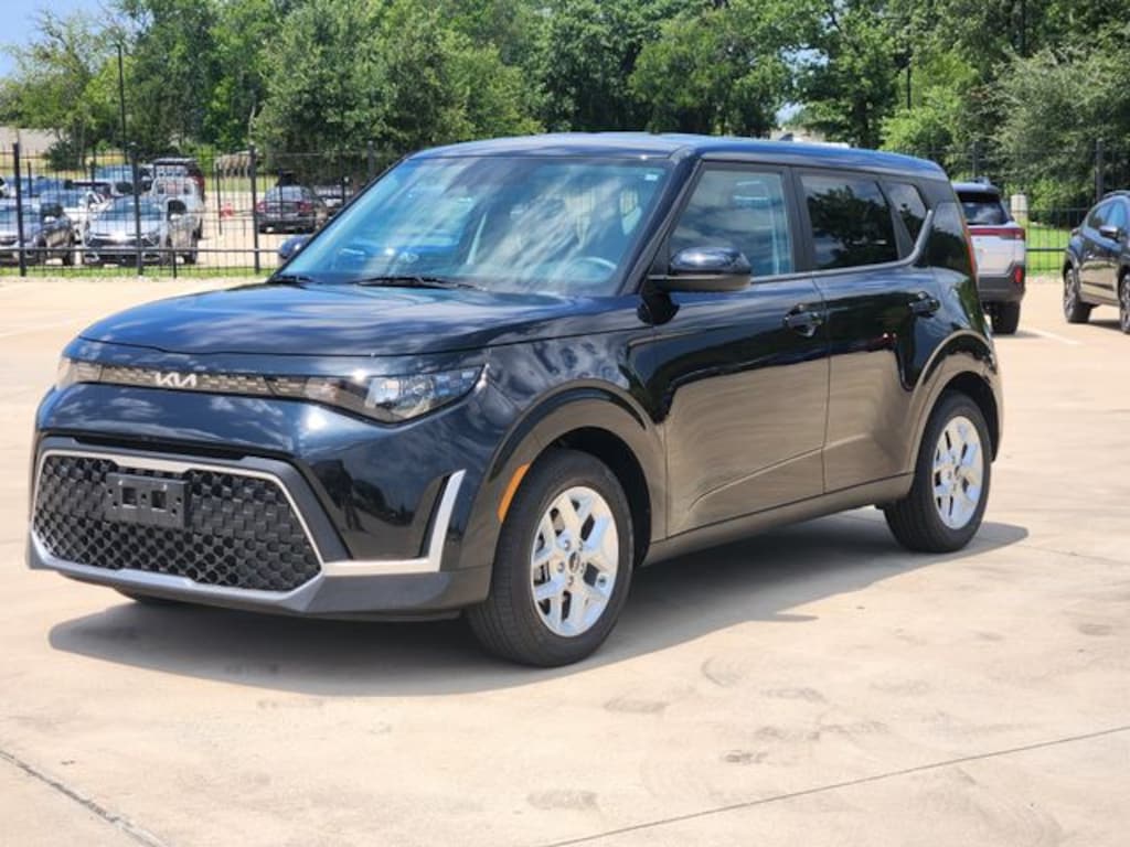 Certified 2023 Kia Soul LX Hatchback