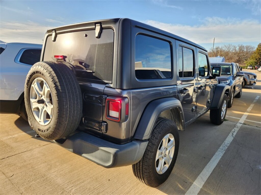Used 2022 Jeep Wrangler Unlimited Sport SUV