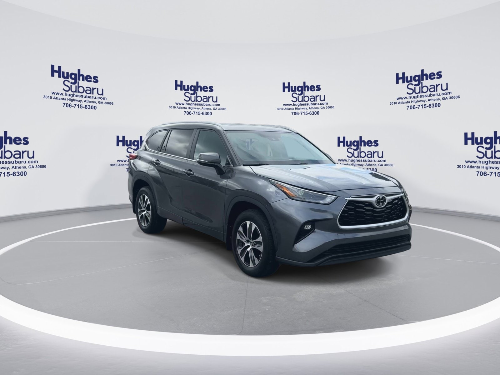 2023 Toyota Highlander L photo 2