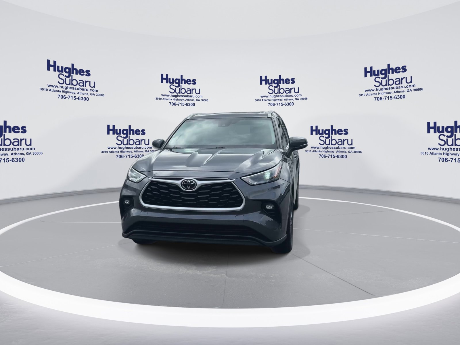 2023 Toyota Highlander L photo 3