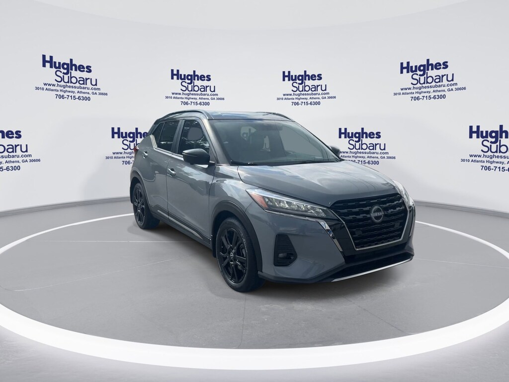 Used 2023 Nissan Kicks SR SR FWD