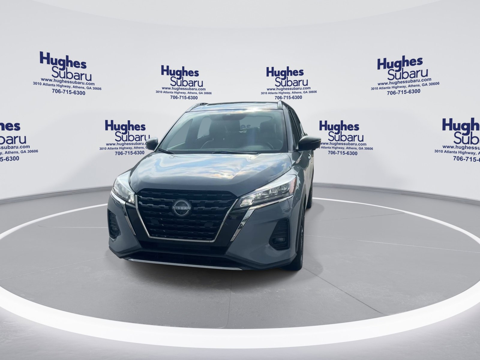 2023 Nissan Kicks SR photo 3