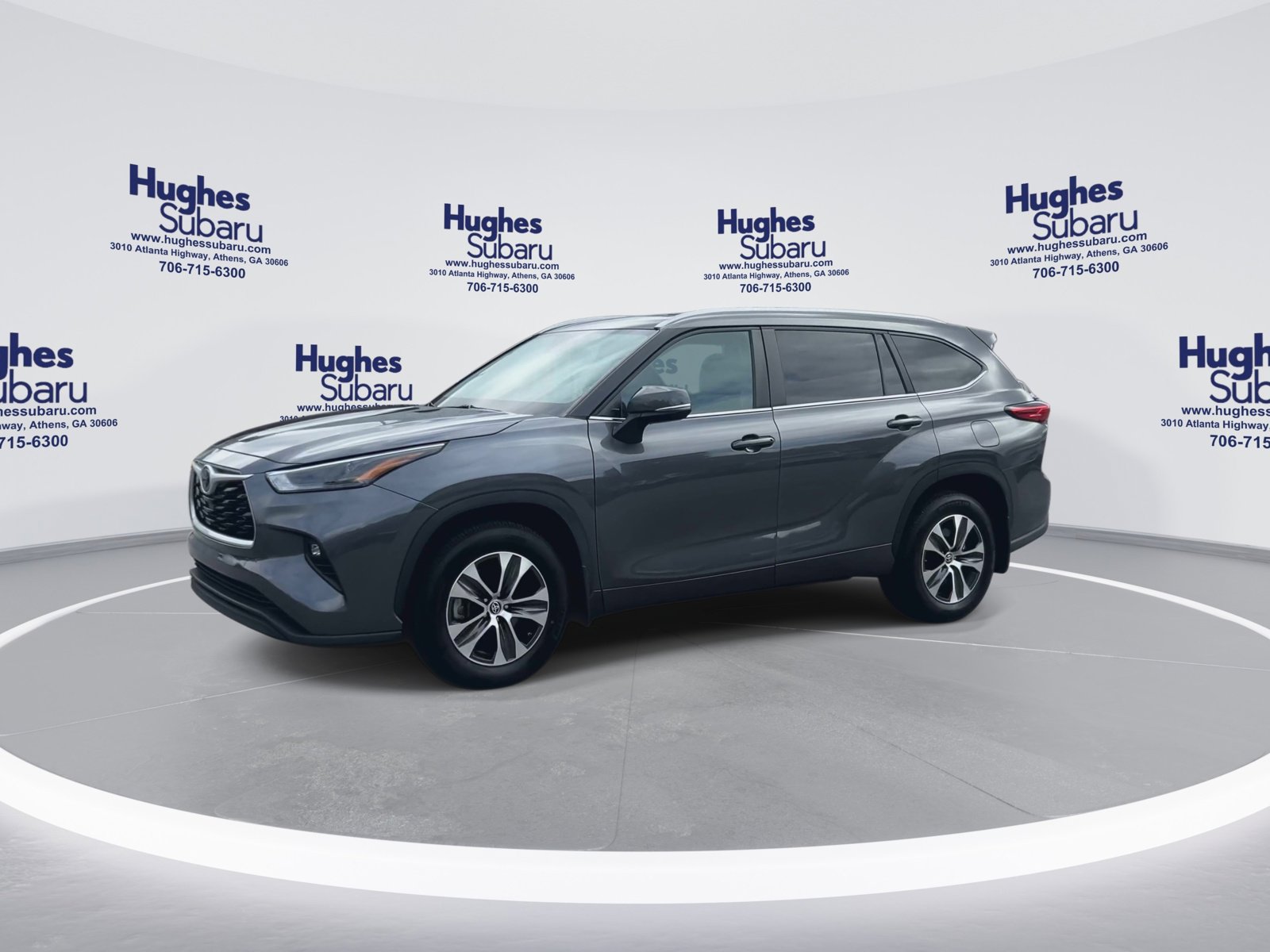 2023 Toyota Highlander L photo 4