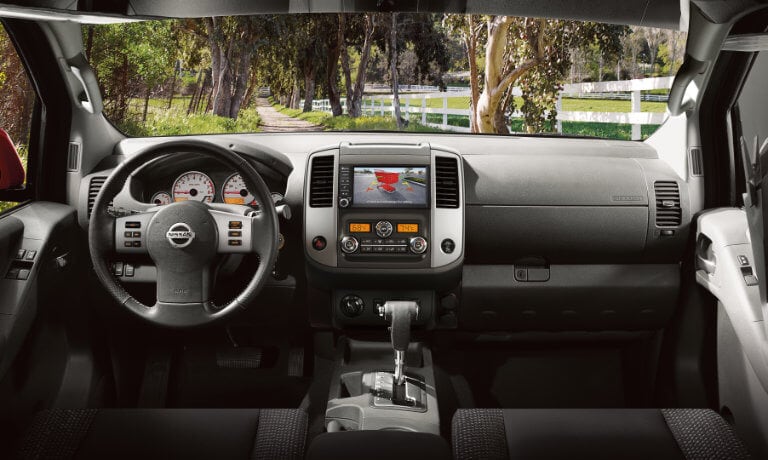 2021 Nissan Frontier interior front