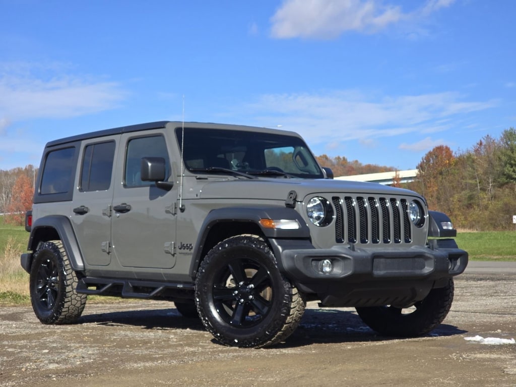 2020 Jeep Wrangler Unlimited Sport Altitude photo 2