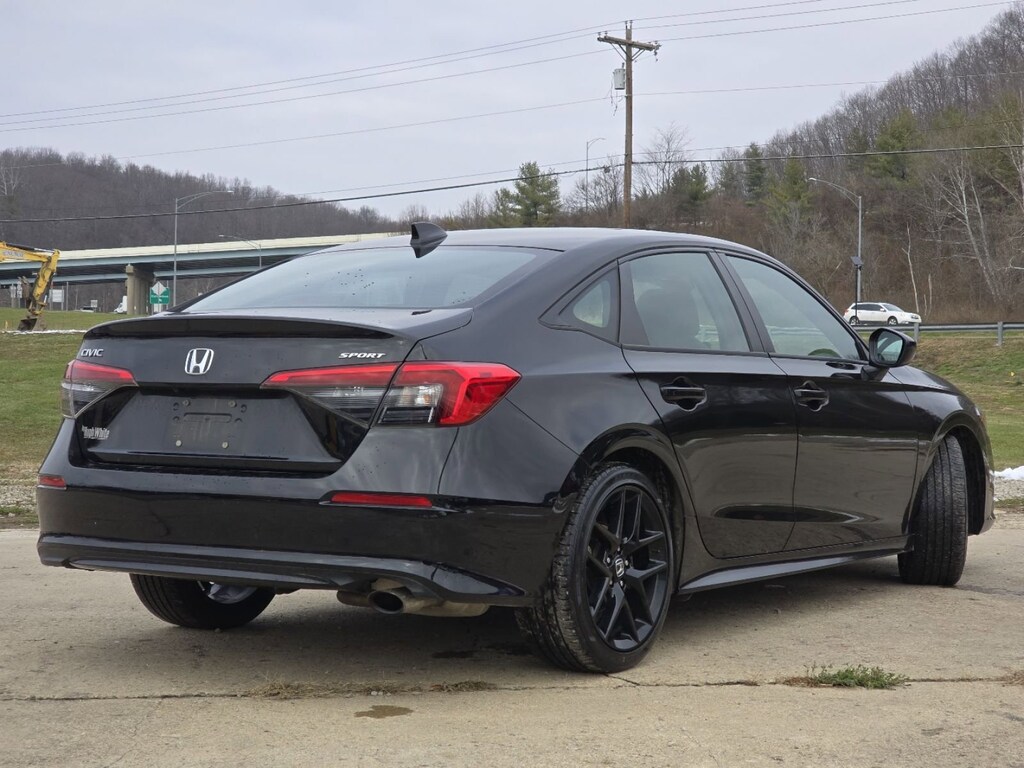 2023 Honda Civic Sport photo 2