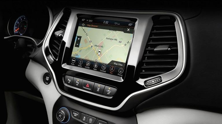 2020 Jeep Cherokee Infotainment Screen