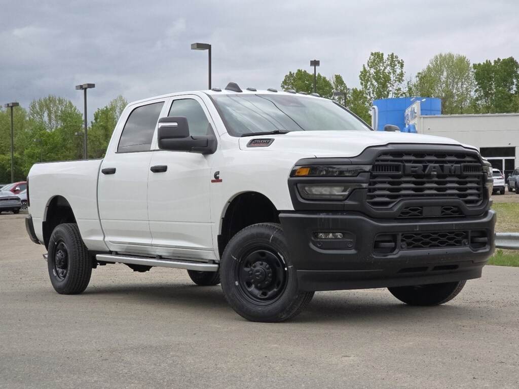 New 2026 Ram 2500 TRADESMAN CREW CAB 4X4 6'4 BOX Pickup