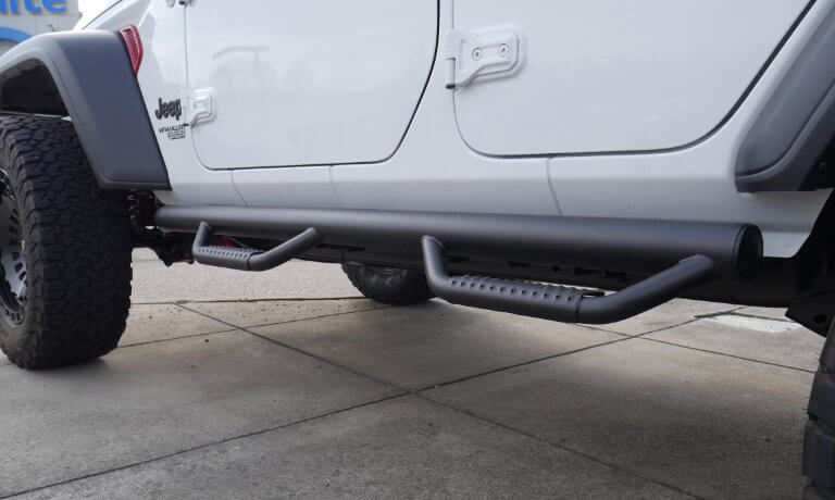 2021 Jeep Wrangler Rocky Ridge exterior side steps