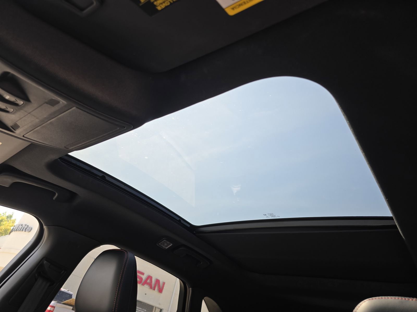 2024 Ford Escape ST-Line photo 2