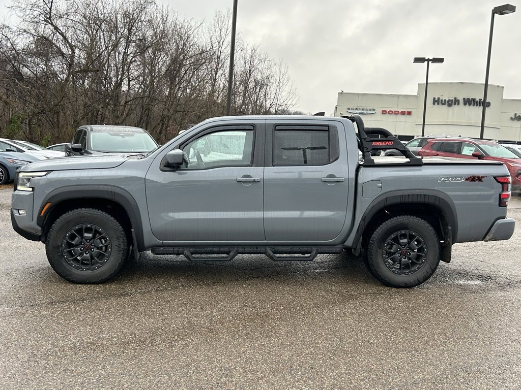 2023 Nissan Frontier PRO-4X photo 3