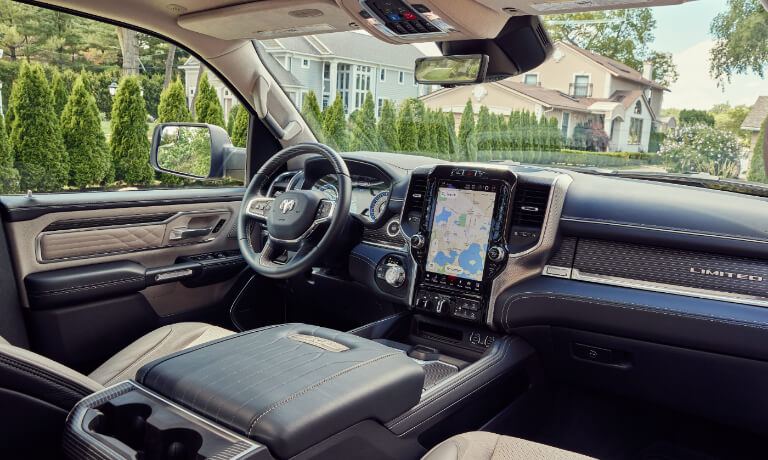 2023 Ram 1500 interior front