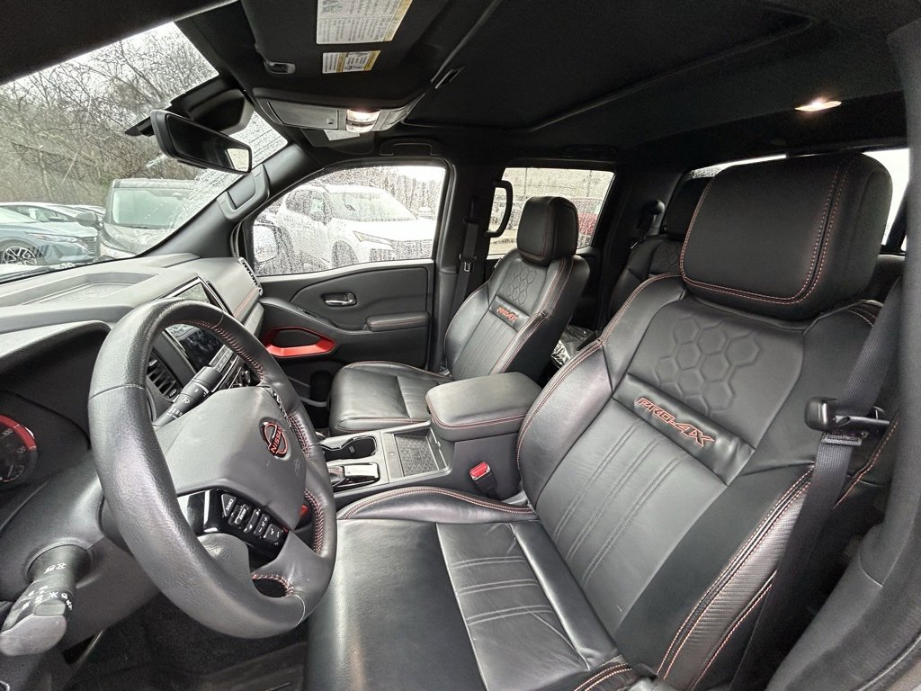 2023 Nissan Frontier PRO-4X photo 4