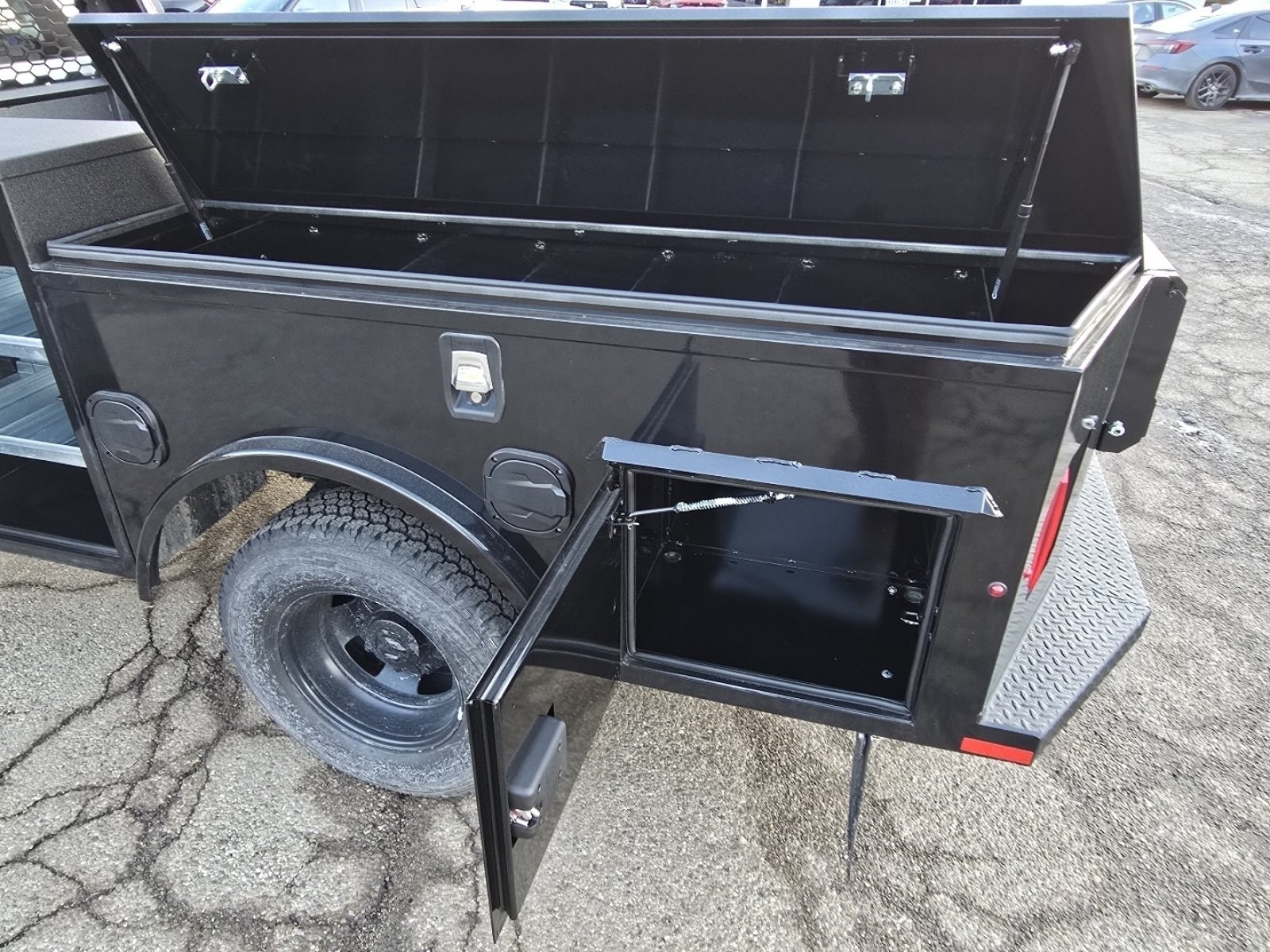 2026 RAM 3500 Chassis Tradesman - Photo 7