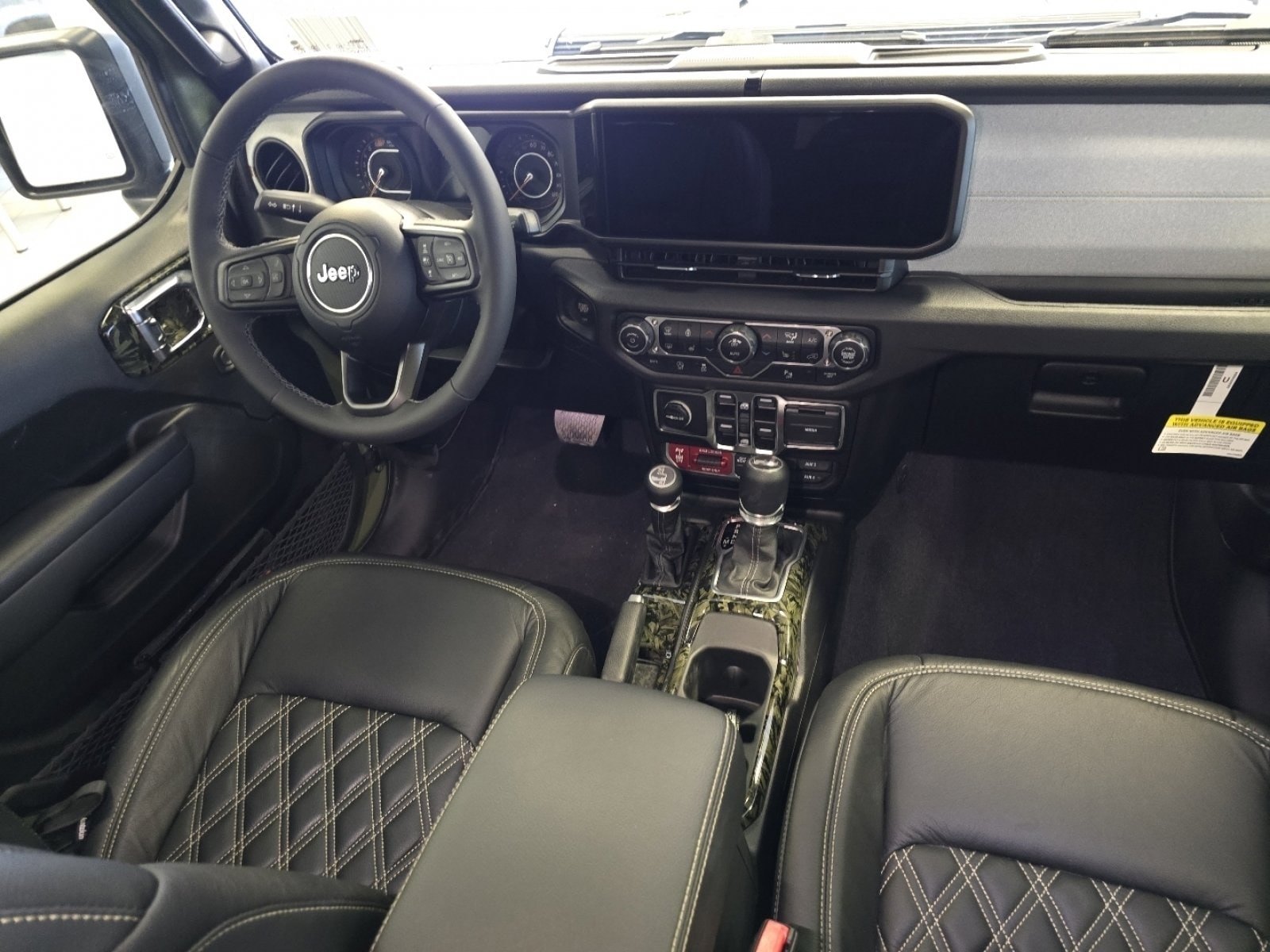 2025 Jeep Wrangler 4-Door Willys - Photo 14