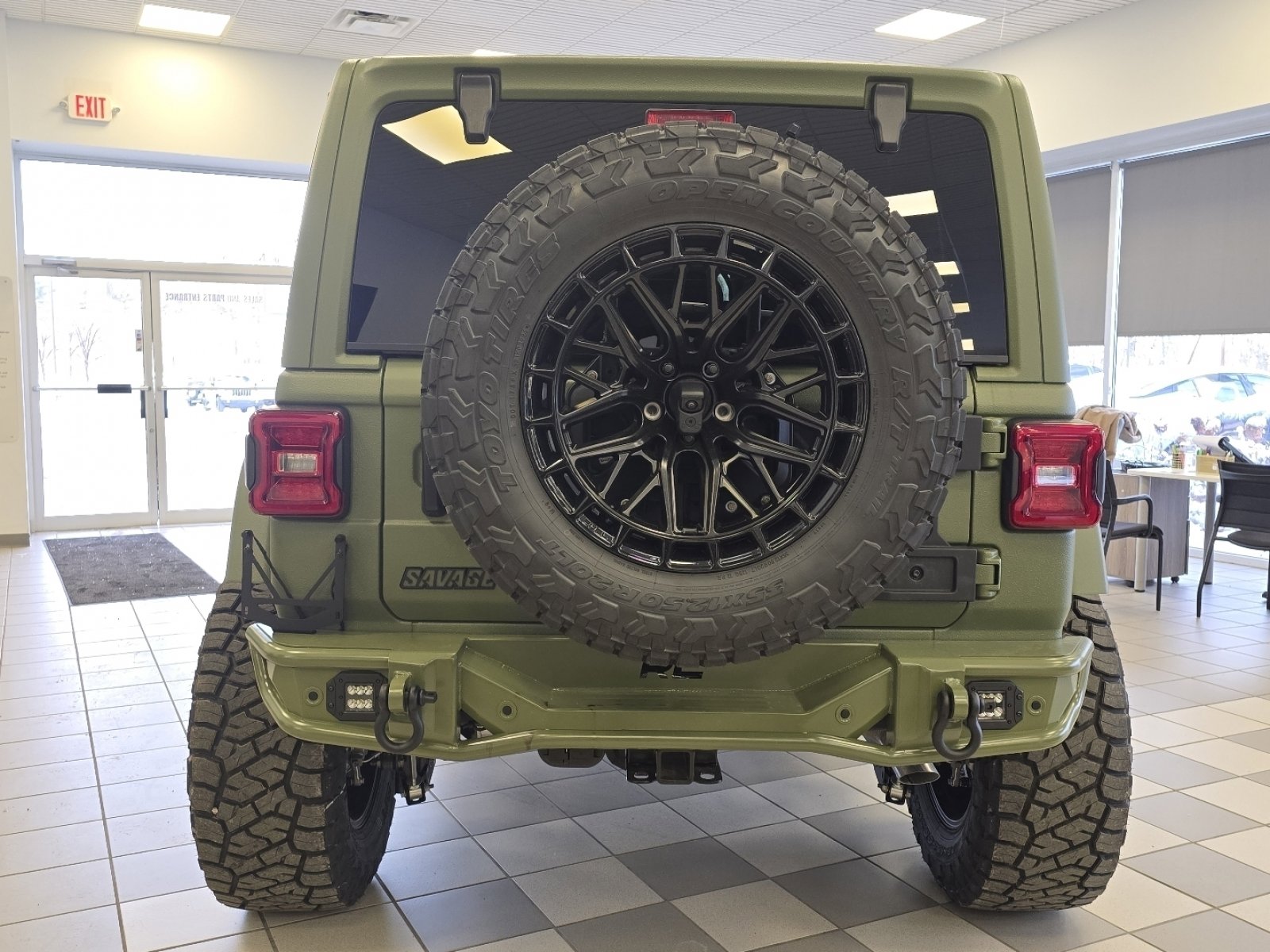2025 Jeep Wrangler 4-Door Willys - Photo 10