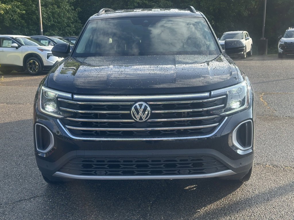 2024 Volkswagen Atlas SE Technology photo 3