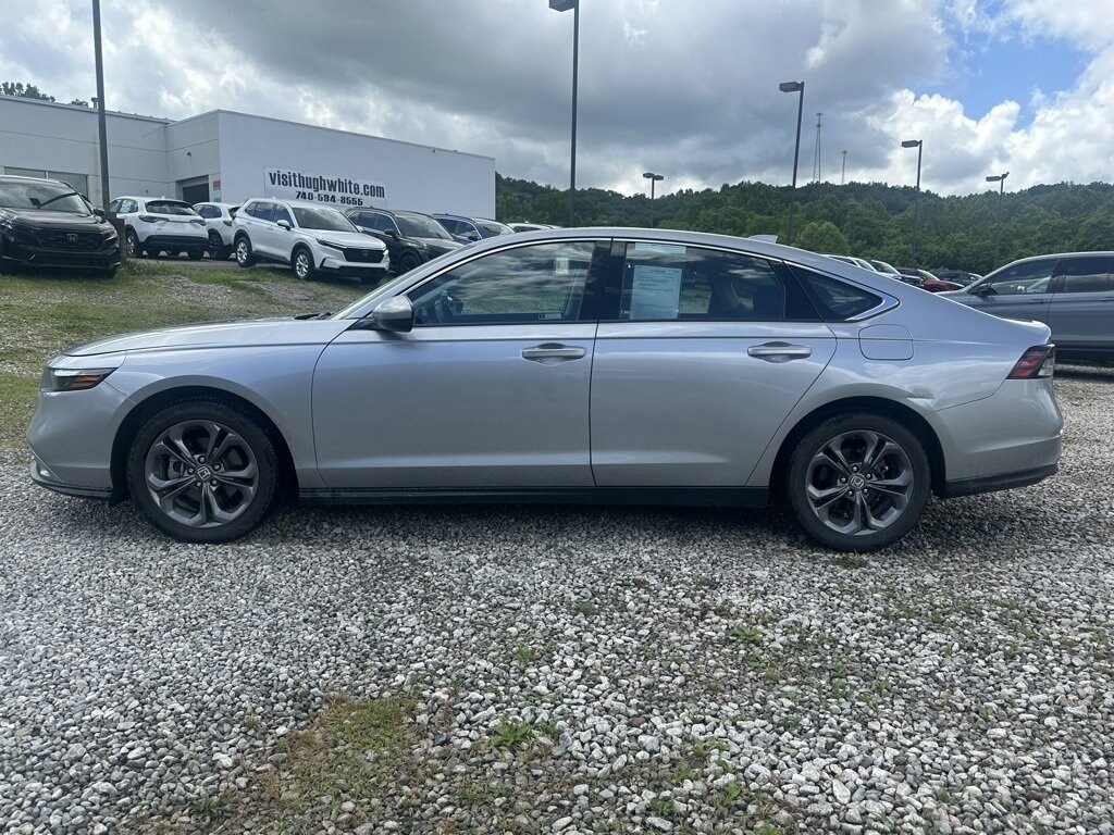 2023 Honda Accord EX photo 4