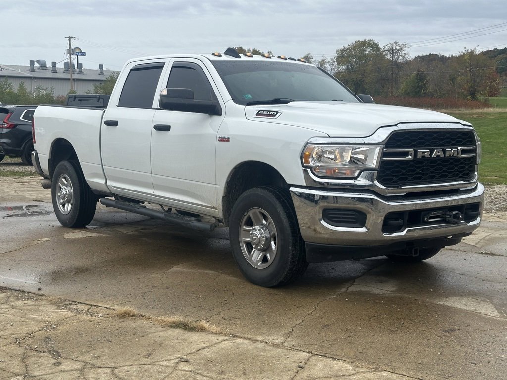 2022 Ram 2500 Tradesman photo 2