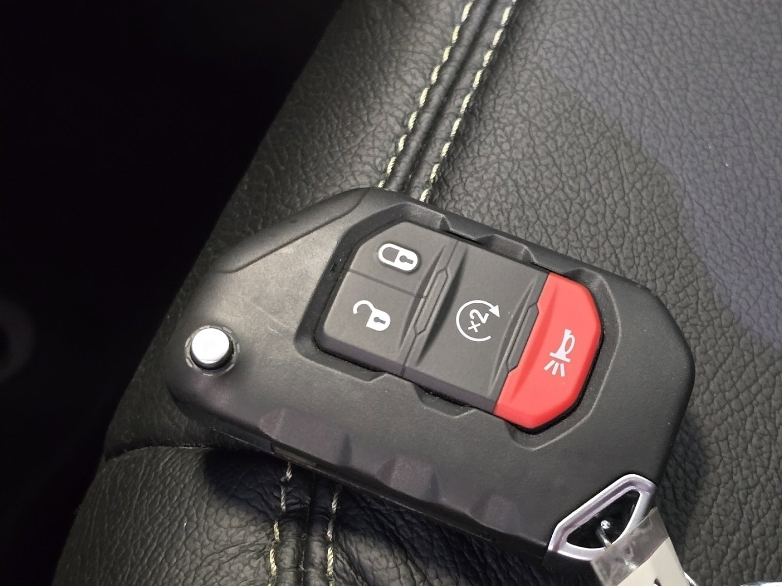 2025 Jeep Wrangler 4-Door Willys - Photo 20