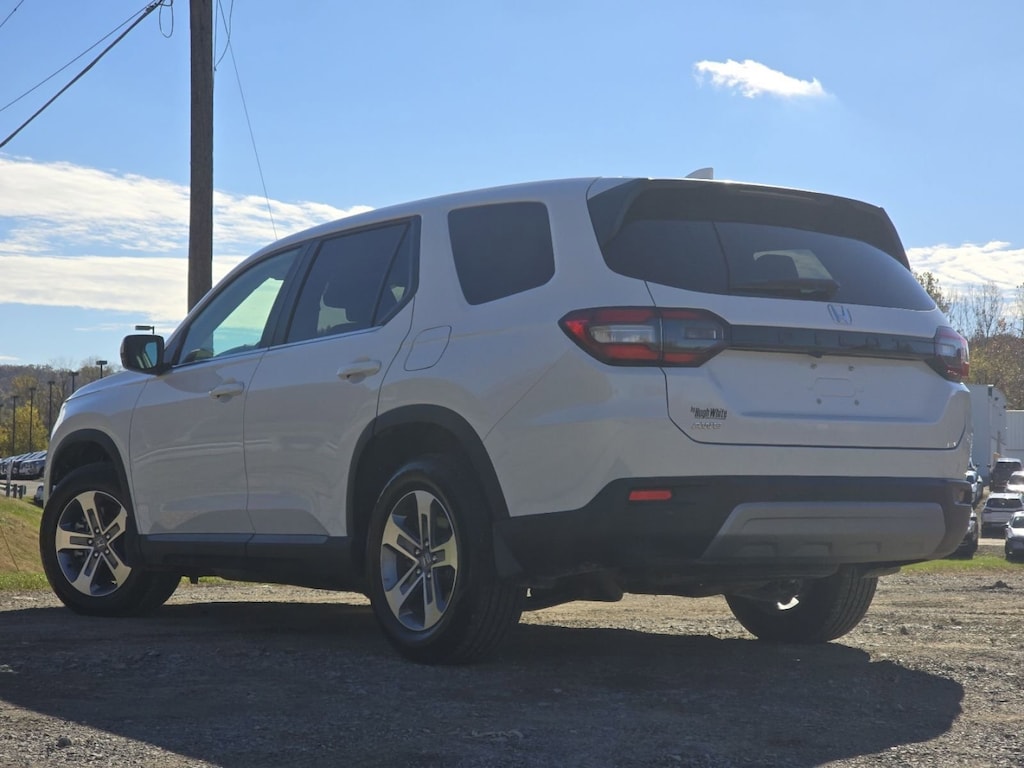 2025 Honda Pilot EX-L photo 3