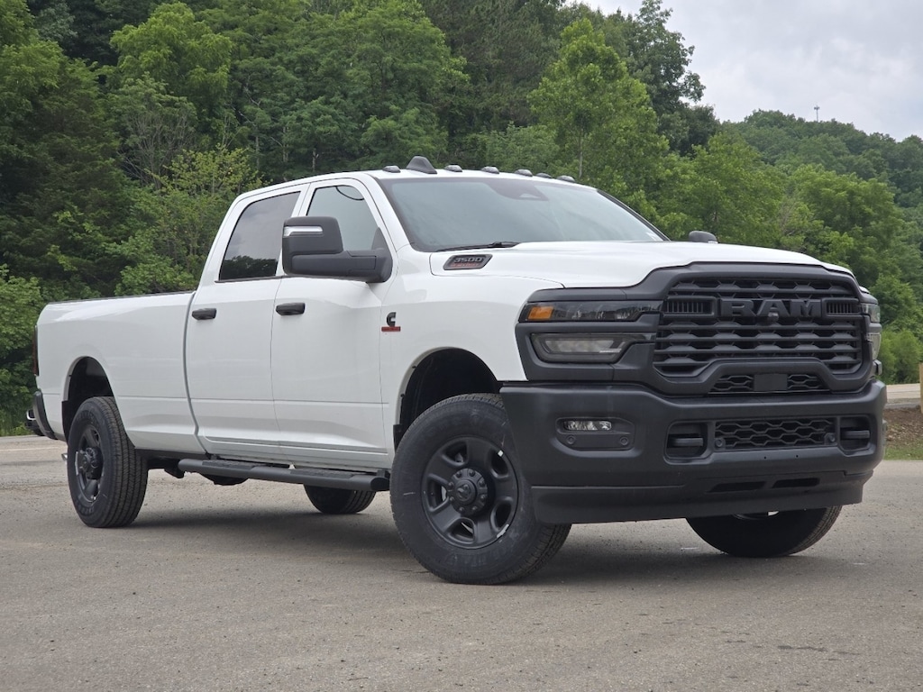 New 2026 Ram 3500 TRADESMAN CREW CAB 4X4 8' BOX Pickup