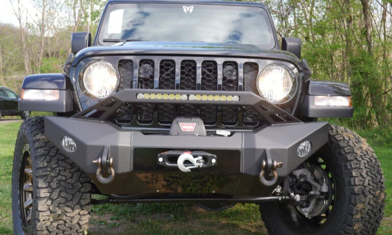 2021 Jeep Gladiator Rocky Ridge exterior front