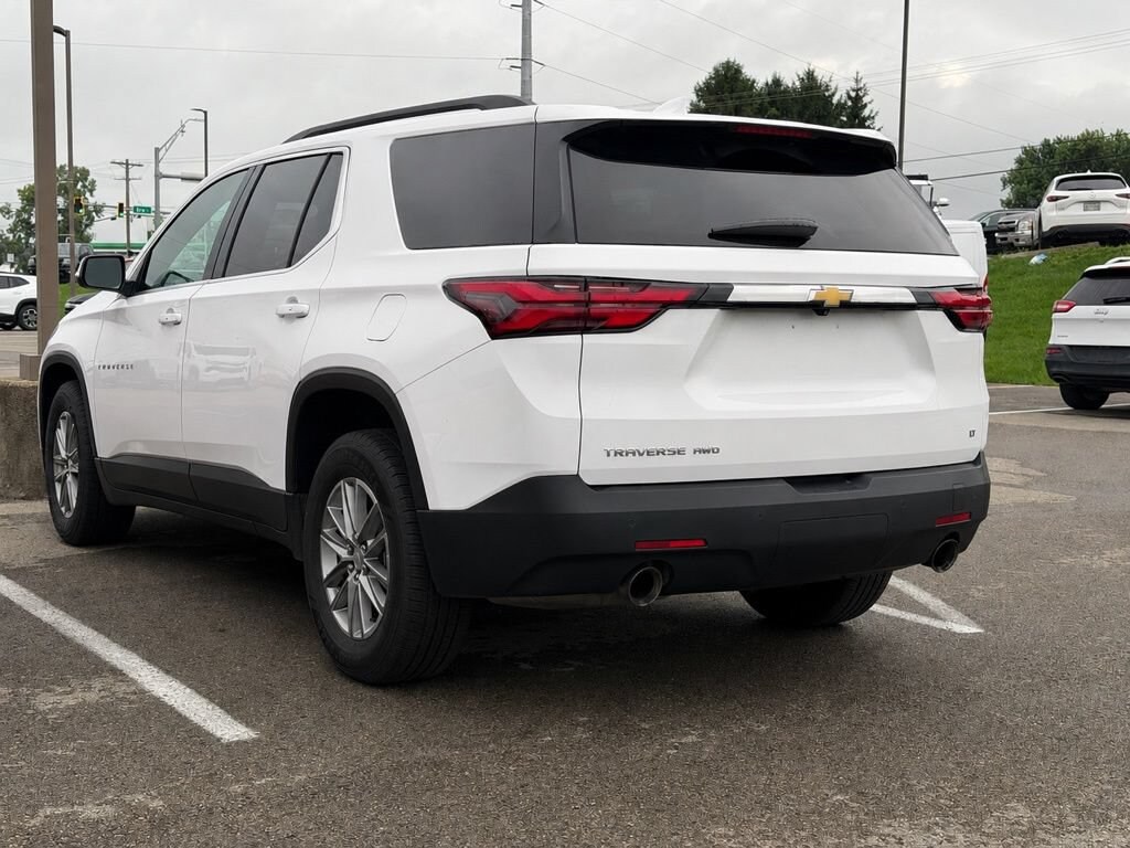 Used 2023 Chevrolet Traverse LT Cloth Sport Utility