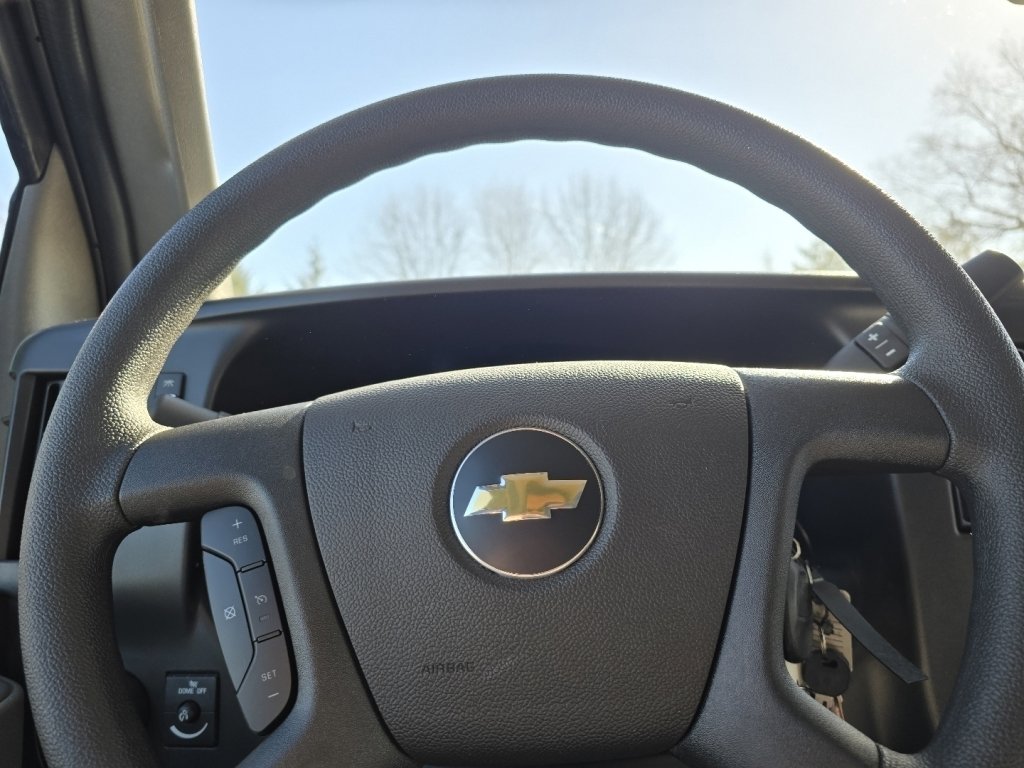 2026 Chevrolet Express Cargo Work Van - Photo 14