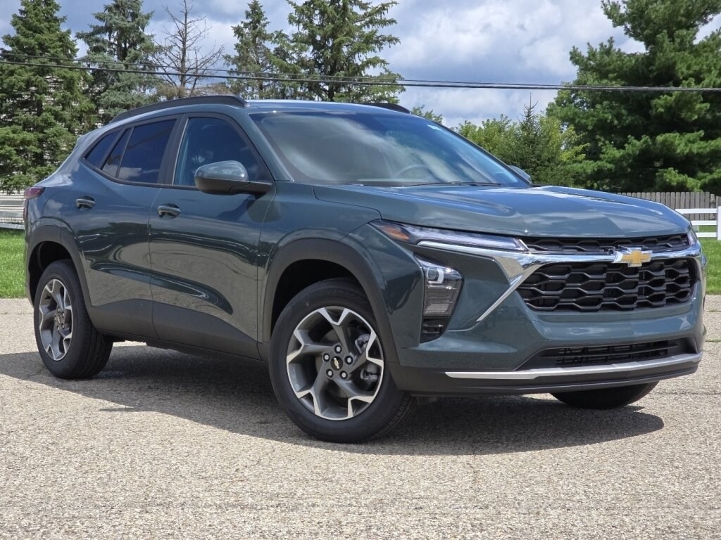 New 2026 Chevrolet Trax LT SUV