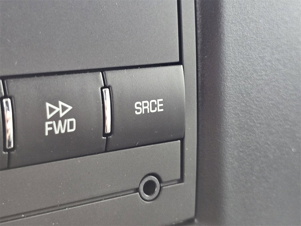 2025 Chevrolet Express Cargo Work Van - Photo 4