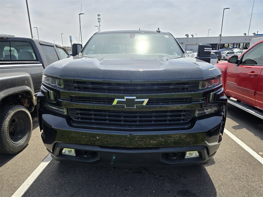 2021 Chevrolet Silverado 1500 RST photo 2