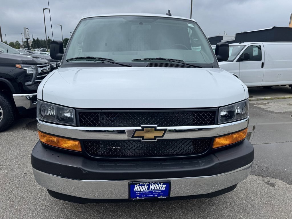 2025 Chevrolet Express Cargo Van photo 2