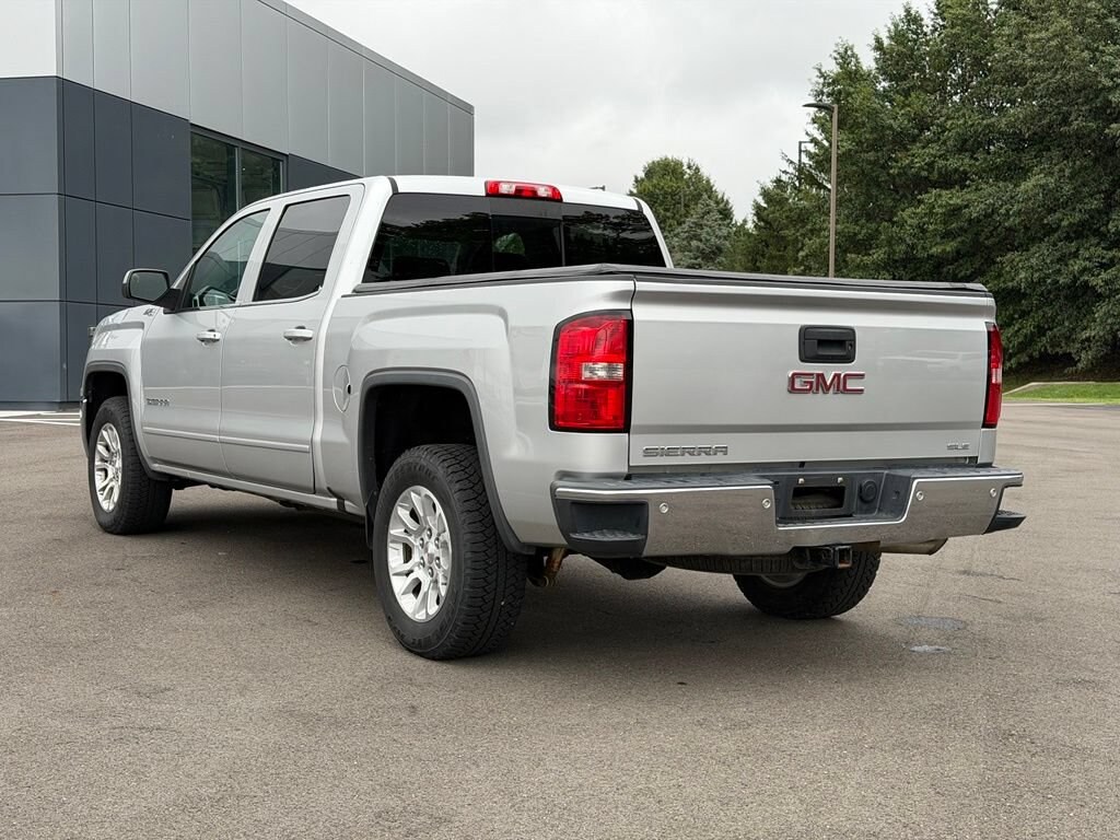 Used 2018 GMC Sierra 1500 SLE Crew Cab Pickup