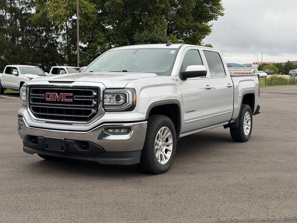Used 2018 GMC Sierra 1500 SLE Crew Cab Pickup