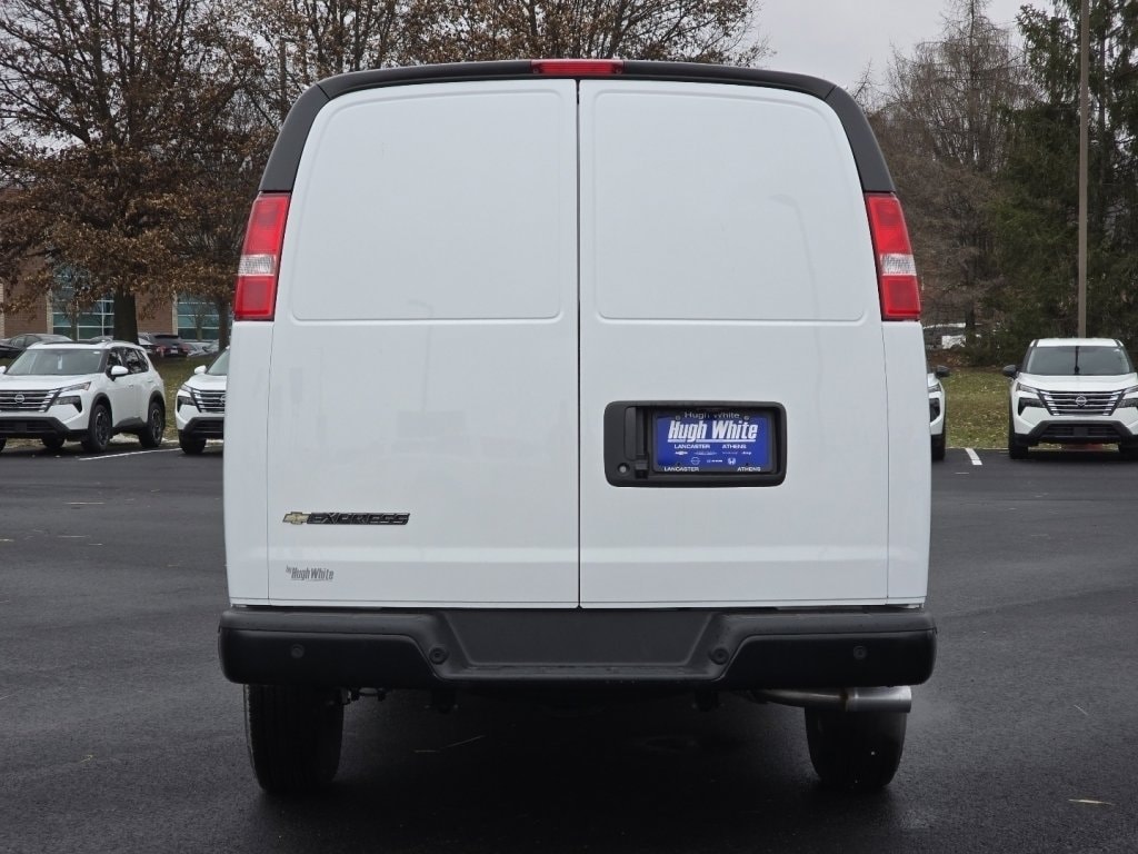 2025 Chevrolet Express Cargo Work Van - Photo 7