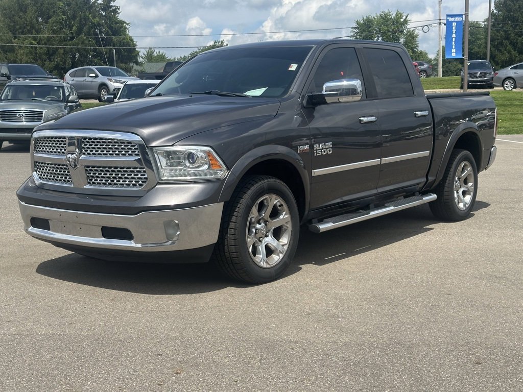 2016 Ram 1500 Laramie photo 2