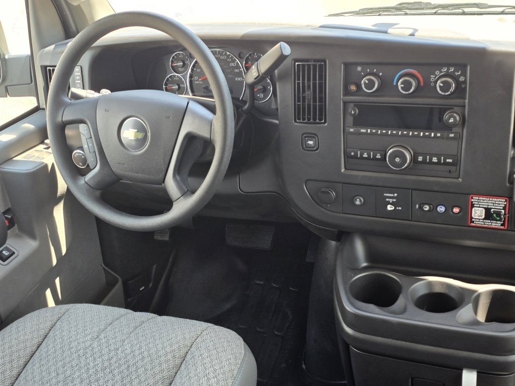 2025 Chevrolet Express Cargo Work Van - Photo 12