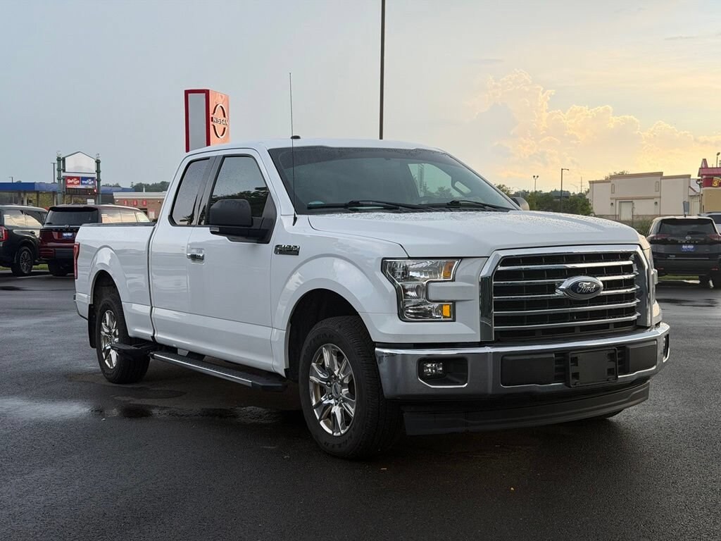 Used 2017 Ford F-150 XLT Extended Cab Pickup