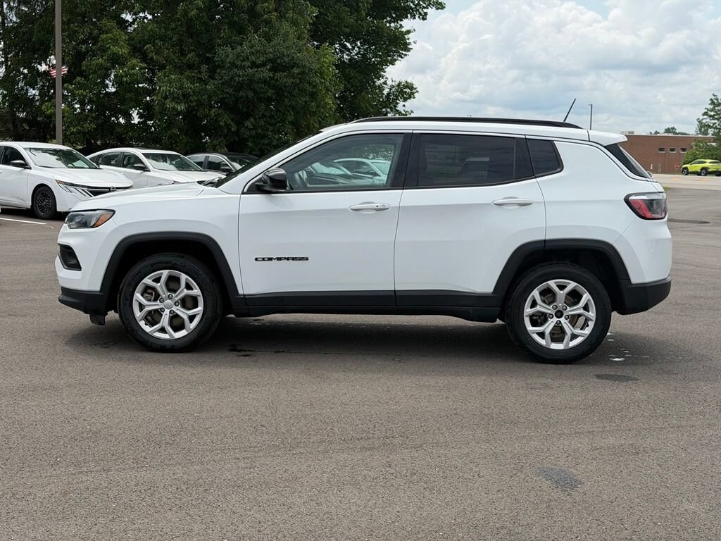 Used 2024 Jeep Compass Latitude Sport Utility