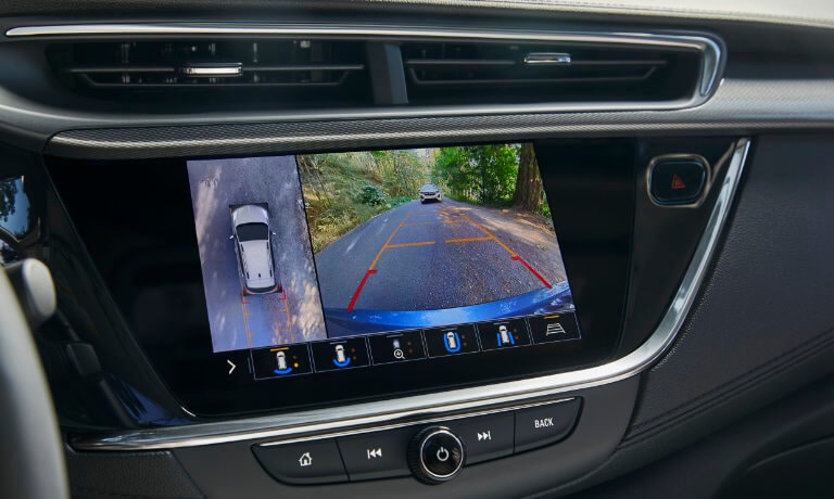 2023 Buick Encore GX infotainment system with backup camera