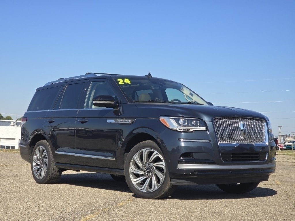 Used 2024 Lincoln Navigator Reserve Sport Utility
