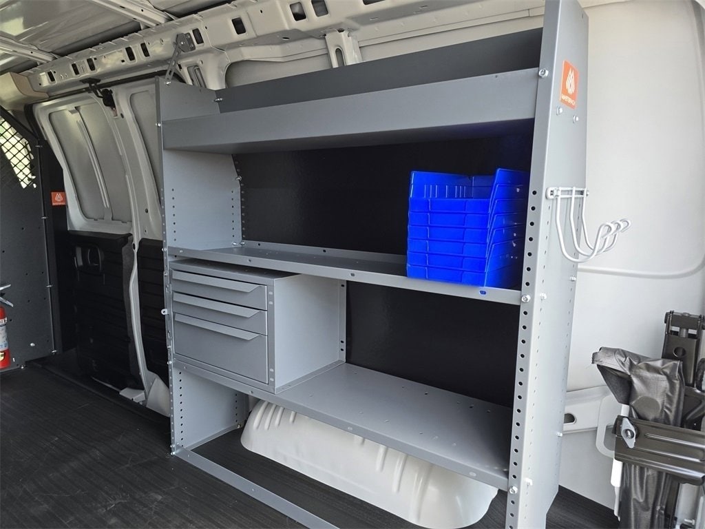 2025 Chevrolet Express Cargo Work Van - Photo 7