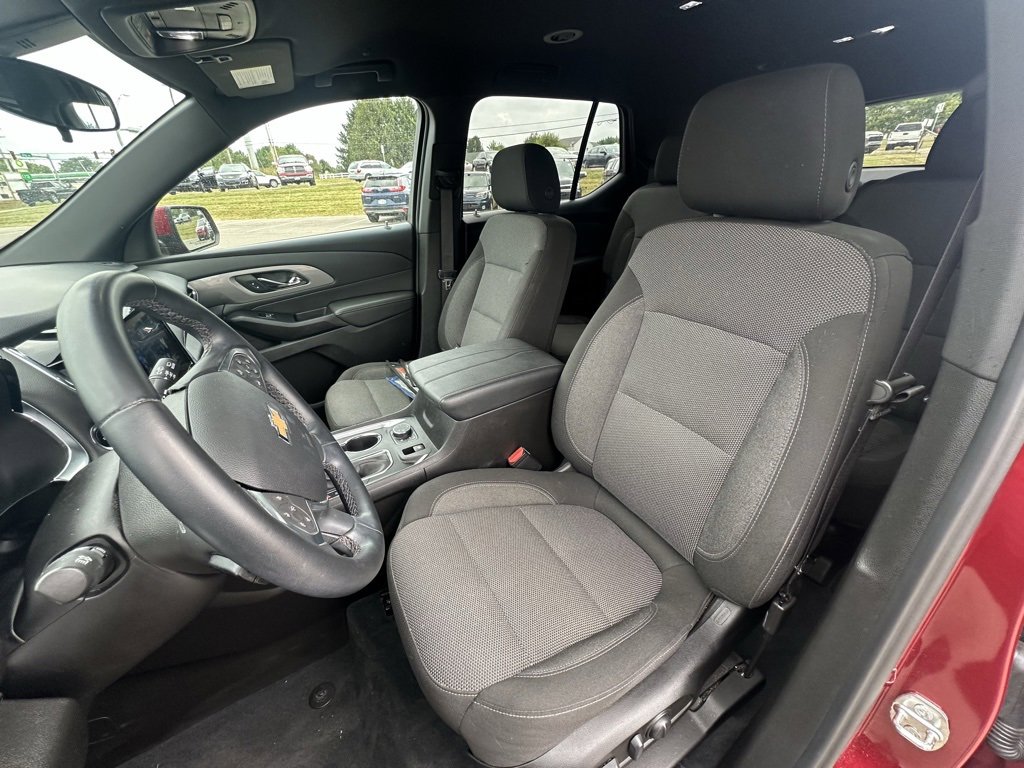 2023 Chevrolet Traverse Cloth 1LT photo 4