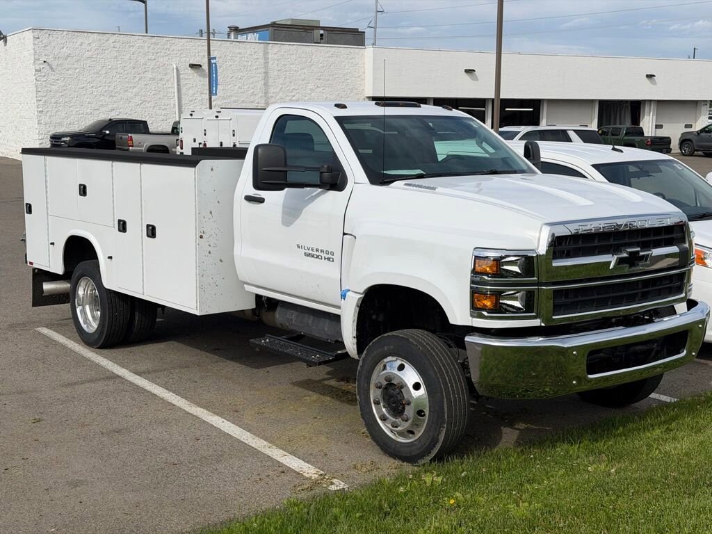 Used 2024 Chevrolet Silverado MD Work Truck Regular Cab Chassis-Cab