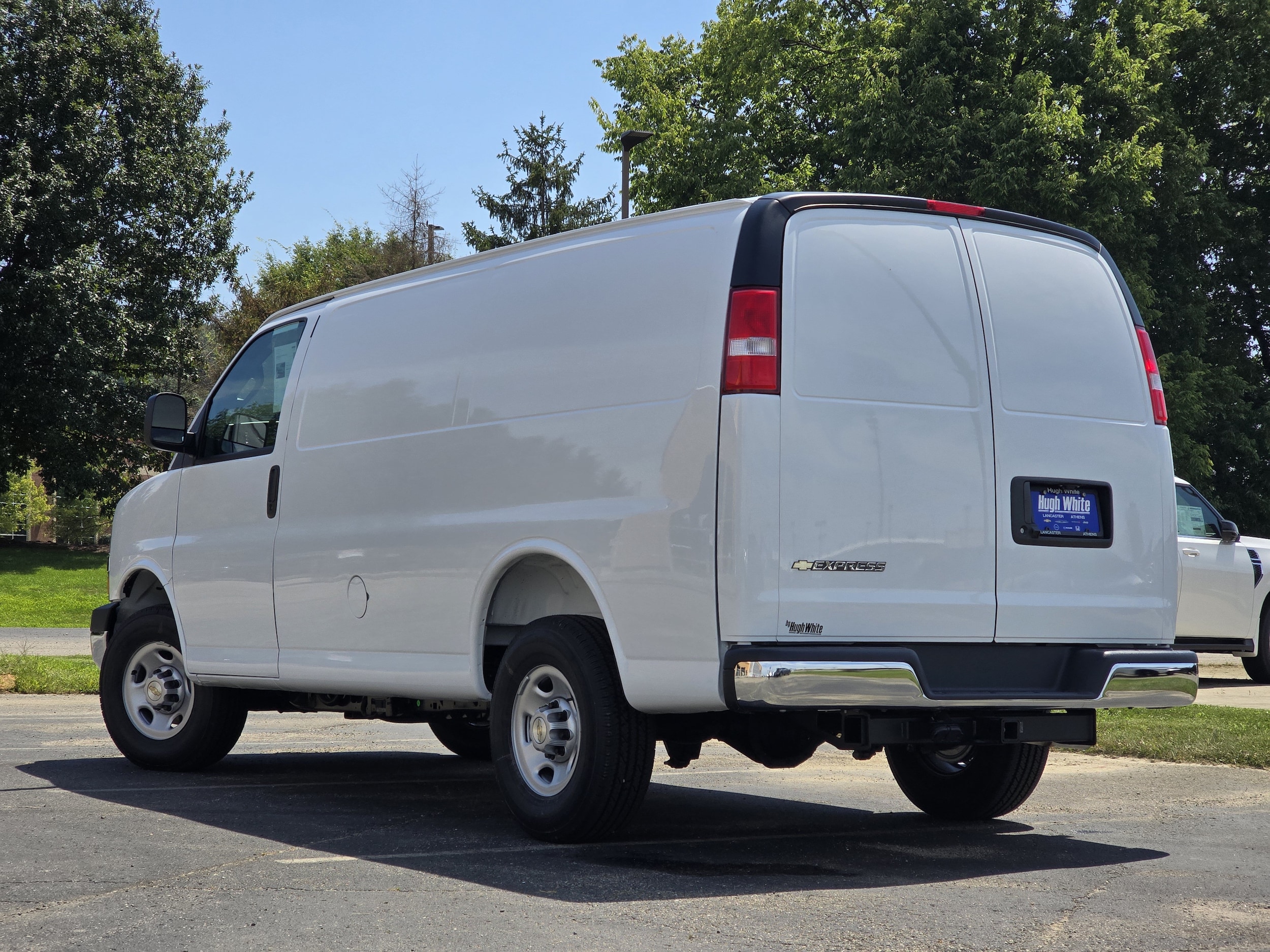 2025 Chevrolet Express Cargo Work Van - Photo 7