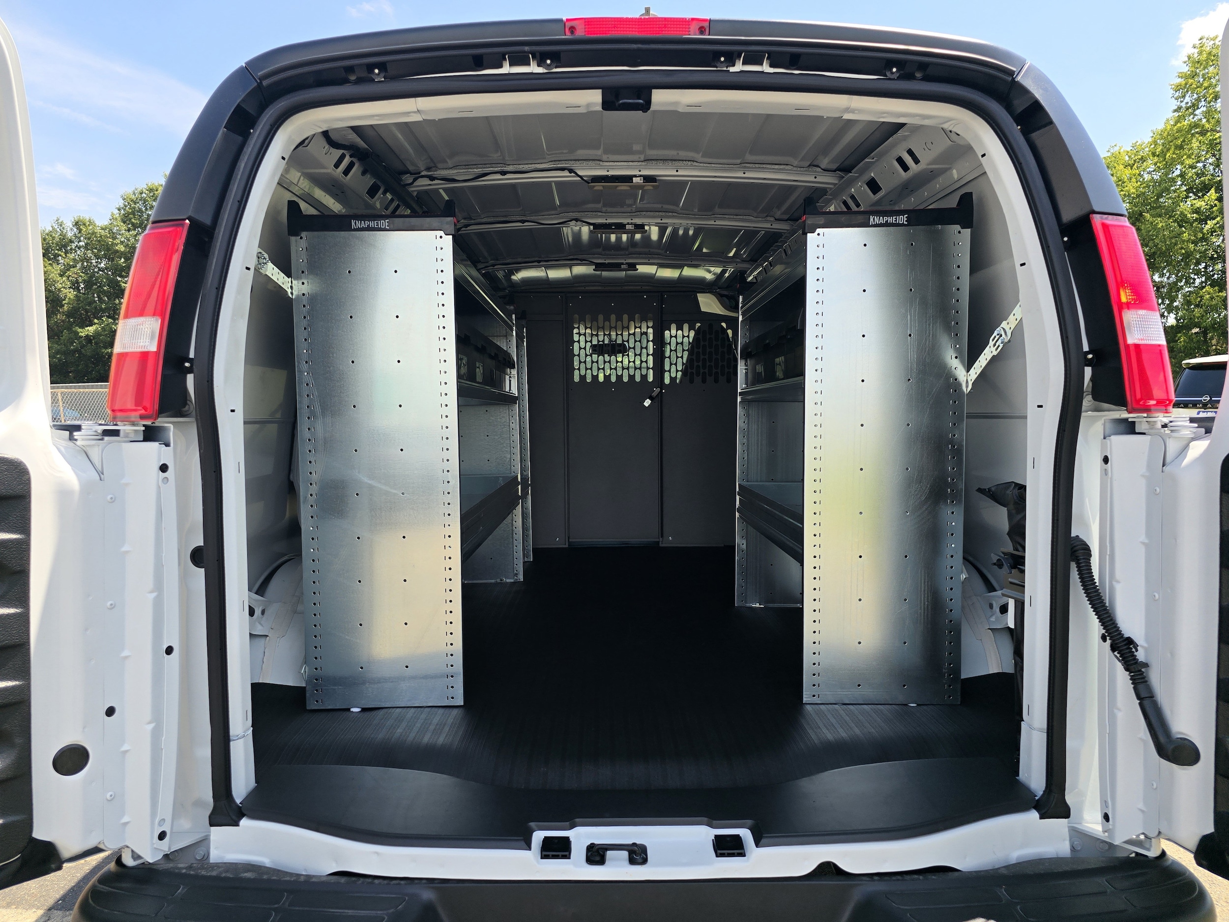 2025 Chevrolet Express Cargo Work Van - Photo 9
