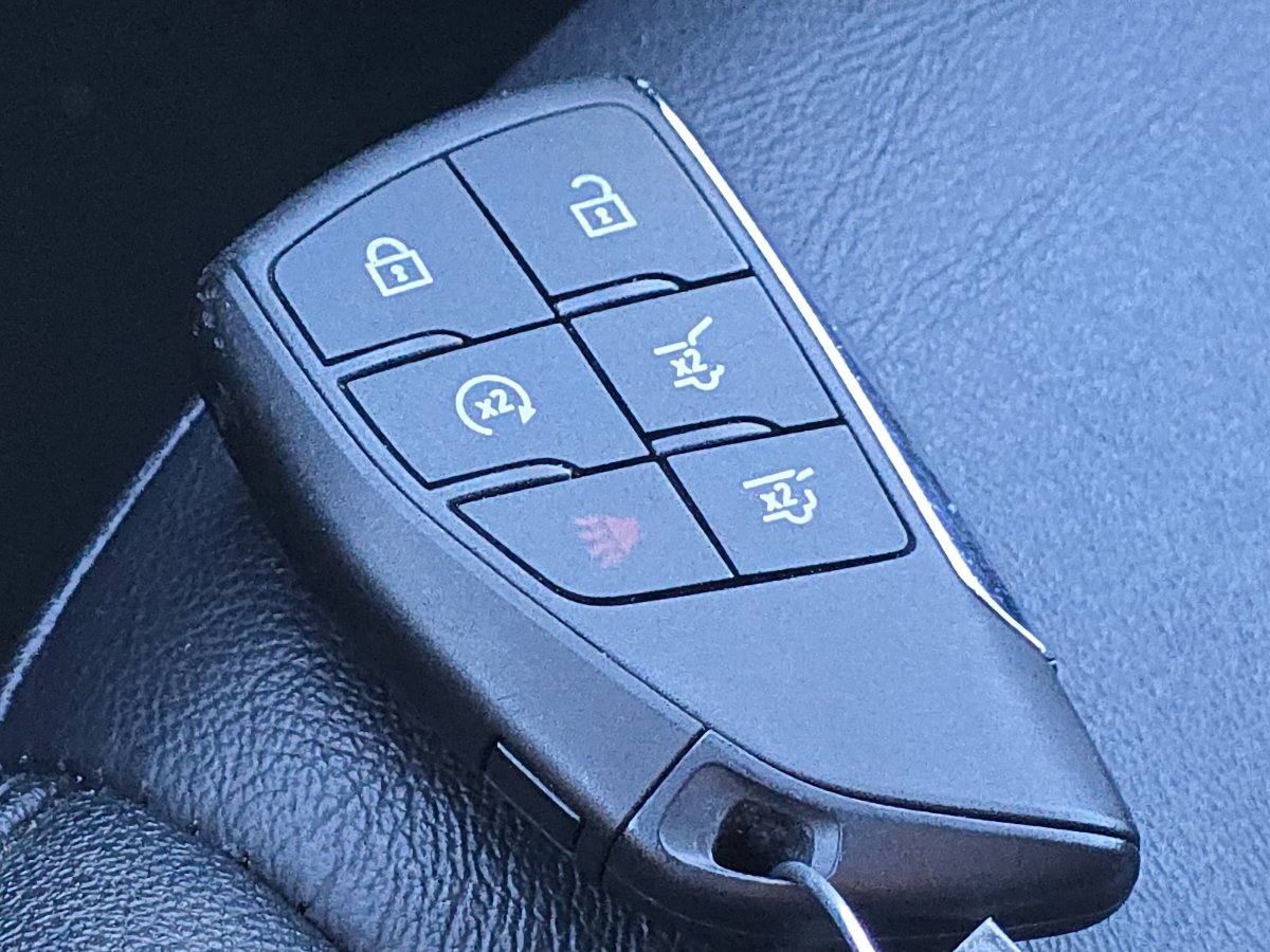 2025 Chevrolet Suburban LT - Photo 37