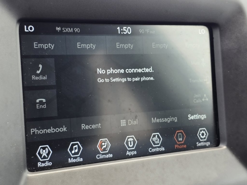 2020 Jeep Compass Latitude photo 2