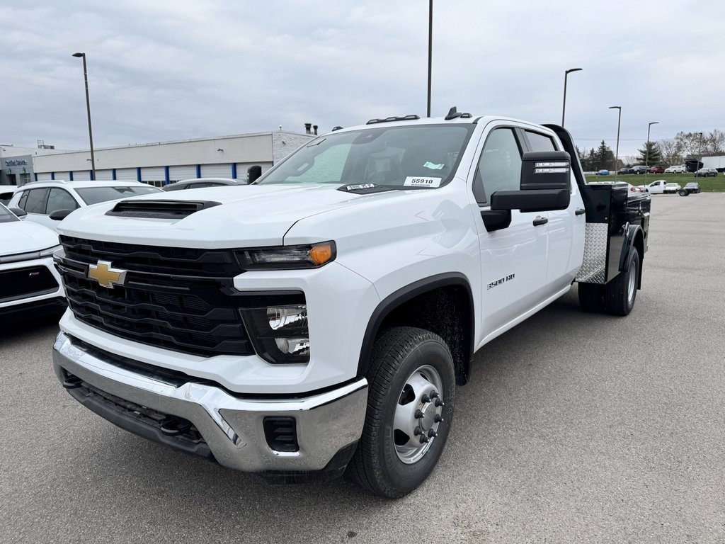 2024 Chevrolet Silverado 3500HD Work Truck photo 3